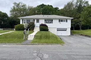 32 Harriet Ave, Shrewsbury, MA 01545 - Photo 1