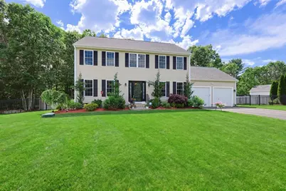 7 Stanley Cir, Mansfield, MA 02048 - Photo 1