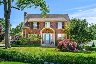 3 Vassar Rd, Marblehead, MA 01945 - Photo 1