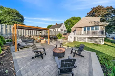 37 Hillcrest Ave, Beverly, MA 01915 - Photo 1