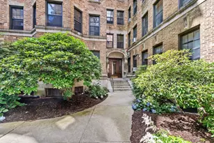 118 Riverway, Boston, MA 02215 - Photo 1