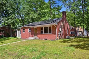881 Roosevelt Ave, Springfield, MA 01109 - Photo 1