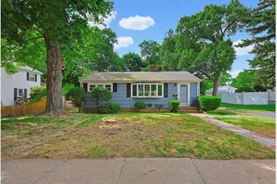 10 Magnolia Ter, Stoneham, MA 02180 - Photo 1
