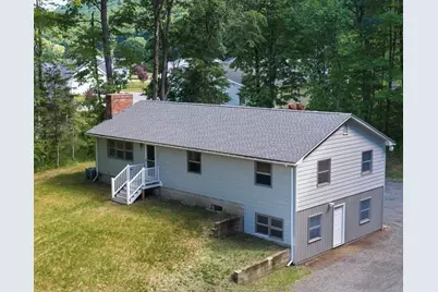 89 Sugarloaf St, Deerfield, MA 01373 - Photo 1