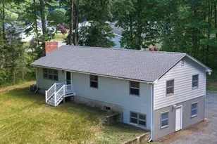 89 Sugarloaf St, Deerfield, MA 01373 - Photo 1