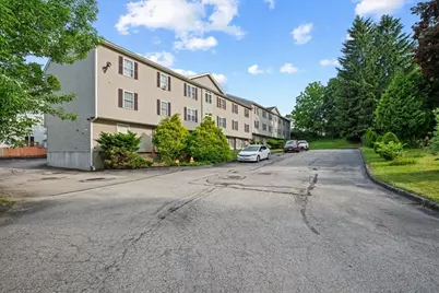 1 Hatfield St #7, Worcester, MA 01604 - Photo 1