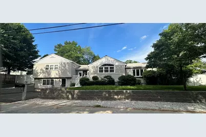 48 Juniper St, Billerica, MA 01821 - Photo 1