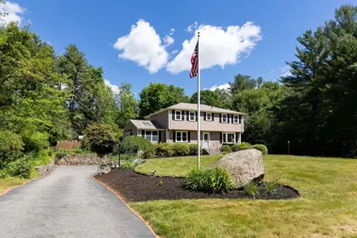 10 Kingsley Rd, Easton, MA 02356 - Photo 1
