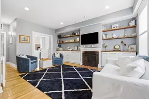 35 Winthrop St, Boston, MA 02129 - Photo 1
