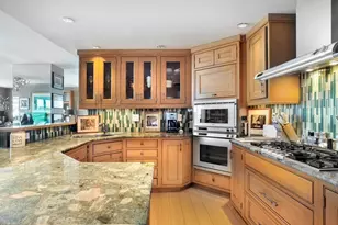 65 E India Row, Boston, MA 02110 - Photo 1