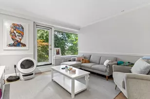 145 Pinckney St, Boston, MA 02114 - Photo 1