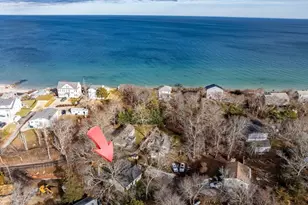 38 Glen Ave, Plymouth, MA 02360 - Photo 1