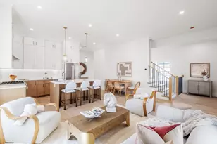 326 Lowell St, Somerville, MA 02145 - Photo 1