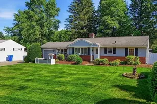 185 Marmon St, Springfield, MA 01129 - Photo 1
