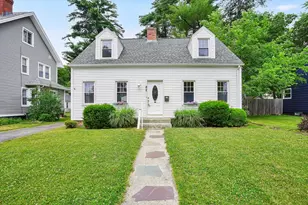 82 Biltmore St, Springfield, MA 01108 - Photo 1