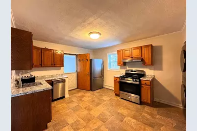 38 Hunting St #2, Cambridge, MA 02141 - Photo 1
