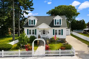 2422 Acushnet Ave, New Bedford, MA 02745 - Photo 1