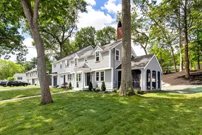 6 Longbow Rd, Lynnfield, MA 01940 - Photo 1