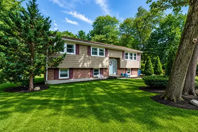 8 Governor Fuller Rd, Billerica, MA 01821 - Photo 1
