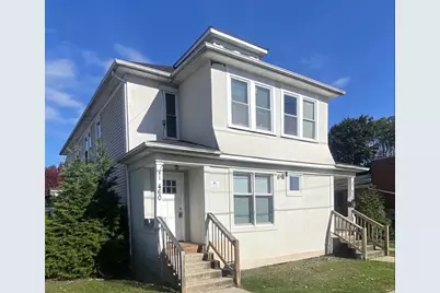 460 Grattan St #2L, Chicopee, MA 01020 - Photo 1