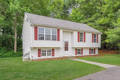 1020 Somerset Avenue #15, Dighton, MA 02764 - Photo 1