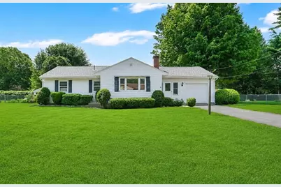 95 Wrenwood St, Springfield, MA 01129 - Photo 1