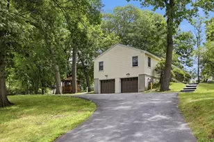 17 Cochrane St, Methuen, MA 01844 - Photo 1