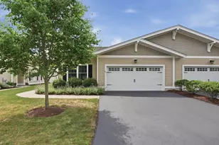 60 Rogerson Crossing, Uxbridge, MA 01569 - Photo 1