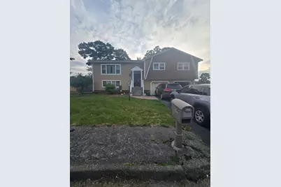 34 Hemlock Ter, Randolph, MA 02368 - Photo 1