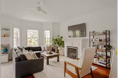 39 Cottage St #2, Boston, MA 02128 - Photo 1