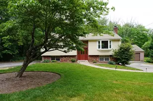 276 Newport Ave, Attleboro, MA 02703 - Photo 1