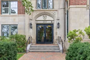 987 Memorial Dr, Cambridge, MA 02138 - Photo 1