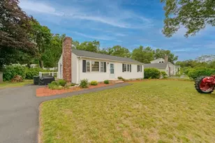 132 Oak Ridge Dr, Ayer, MA 01432 - Photo 1