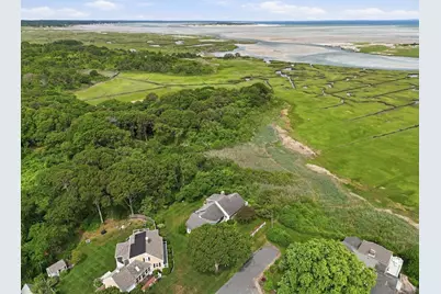 19 Shell Dr, Yarmouth, MA 02675 - Photo 1