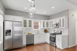 29 Knowlton St, Somerville, MA 02145 - Photo 1