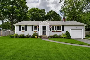 41 Essex Rd, Sharon, MA 02067 - Photo 1