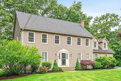 39 Jackson Cir, Franklin, MA 02038 - Photo 1