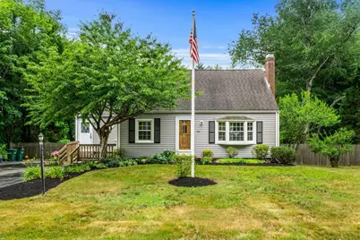 133 Mountain Ave, Pembroke, MA 02359 - Photo 1