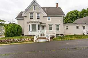 19 Everett St, Middleborough, MA 02346 - Photo 1