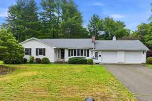 48 Hickory Dr, Northampton, MA 01062 - Photo 1