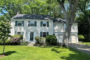 124 Pilgrim Rd, Wellesley, MA 02481 - Photo 1