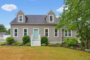 87 Messenger St, Plainville, MA 02762 - Photo 1