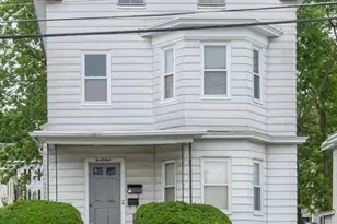 21 Myrtle St, Lowell, MA 01850 - Photo 1