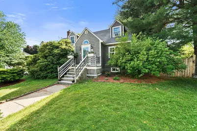 4 Laurel St, Woburn, MA 01801 - Photo 1