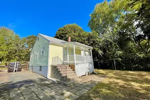 6 Booth St, Quincy, MA 02169 - Photo 1