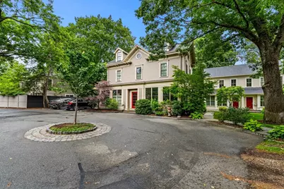2 Brattle Circle #2, Cambridge, MA 02138 - Photo 1