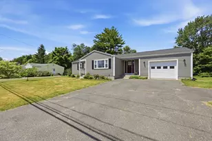 86 Scarsdale Rd, Springfield, MA 01129 - Photo 1