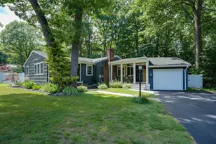 54 High Ridge Rd, Holden, MA 01520 - Photo 1