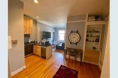 235 Beacon #7, Boston, MA 02116 - Photo 1