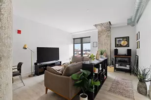 9 Medford St, Somerville, MA 02143 - Photo 1